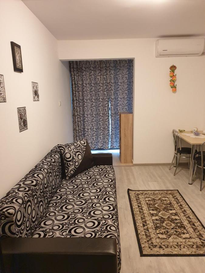 דירות מנגליה Madalin מראה חיצוני תמונה